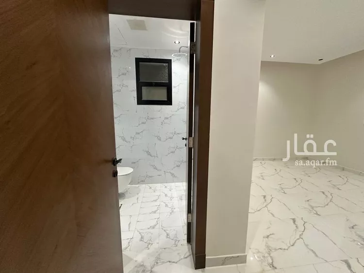 Floor for Sale in Riyadh Tuwaiq 8