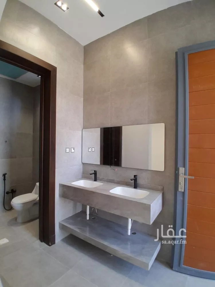 فيلا للبيع في شارع رقم 243, حي ظهرة لبن, مدينة الرياض, منطقة الرياض 23