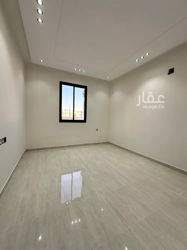 Floor for Sale in Riyadh Al Hazm 15