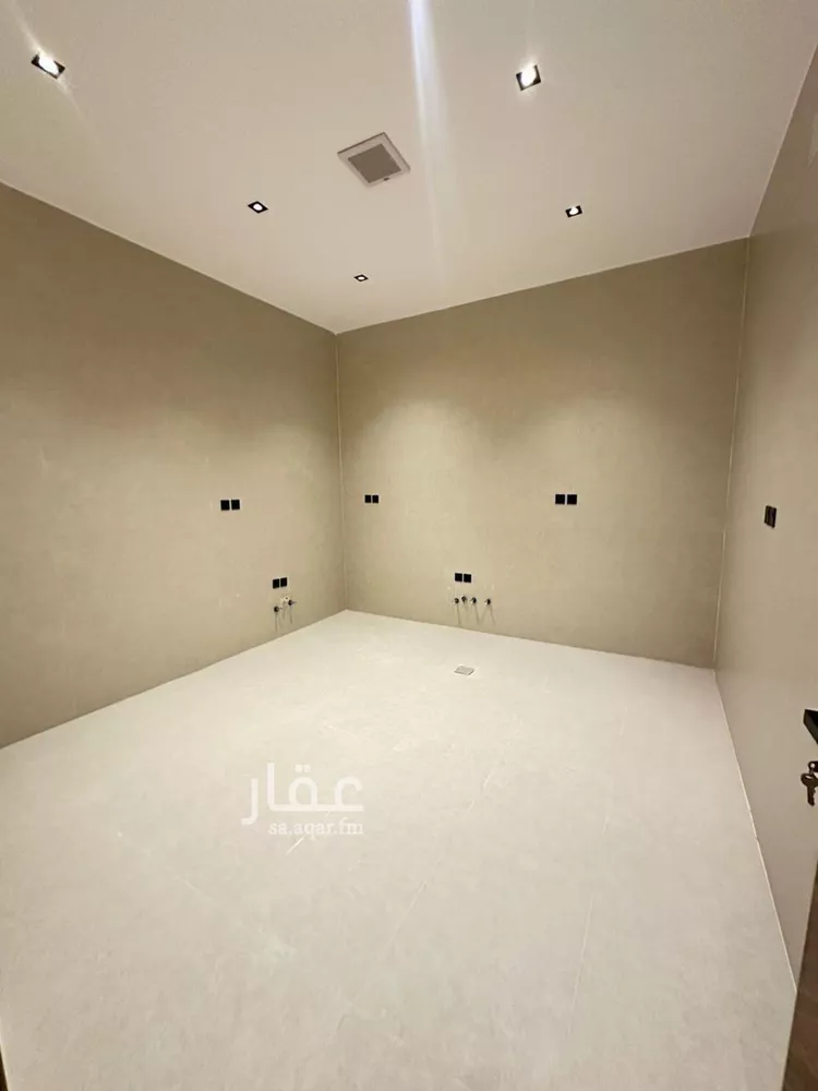 دور للبيع في شارع رافع ابن مالك, حي نوارة, مدينة المزاحمية, منطقة الرياض 13
