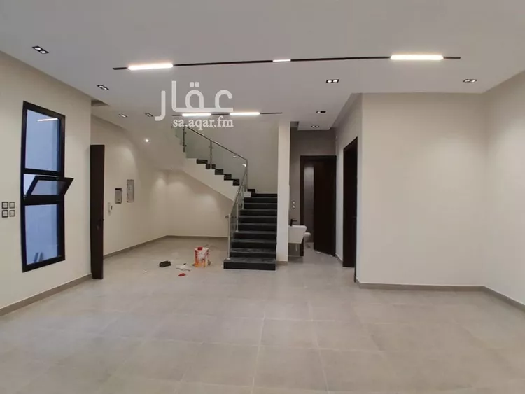 فيلا للبيع في شارع رقم 243, حي ظهرة لبن, مدينة الرياض, منطقة الرياض 20