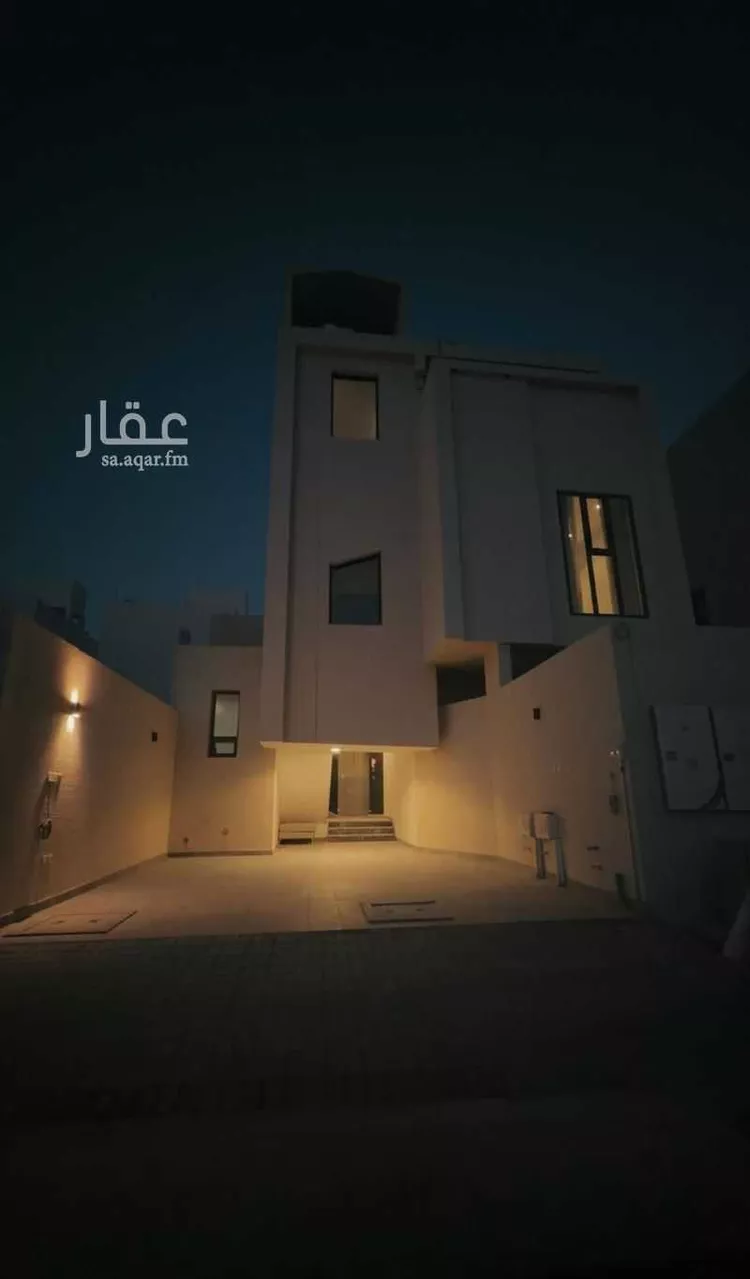 Floor for Sale in Riyadh Al Arid 18