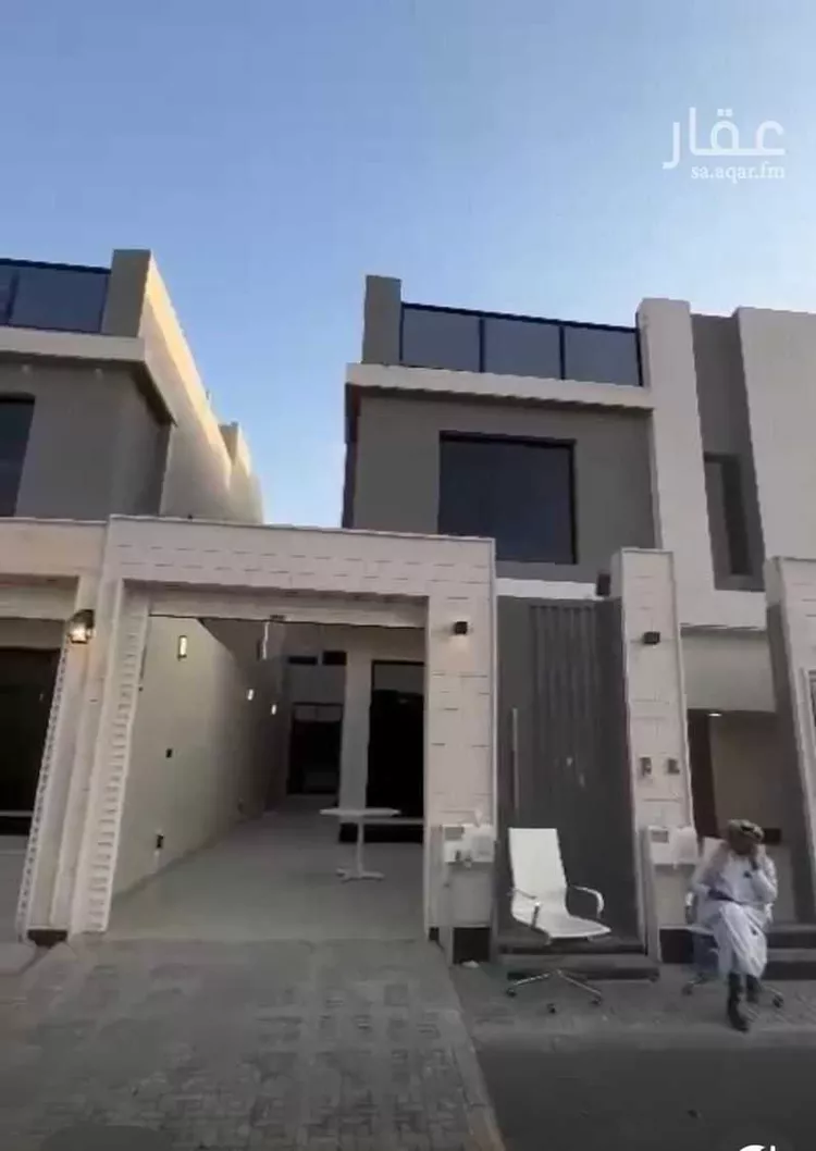 دور للبيع في شارع رقم 351, حي المونسية, مدينة الرياض, منطقة الرياض