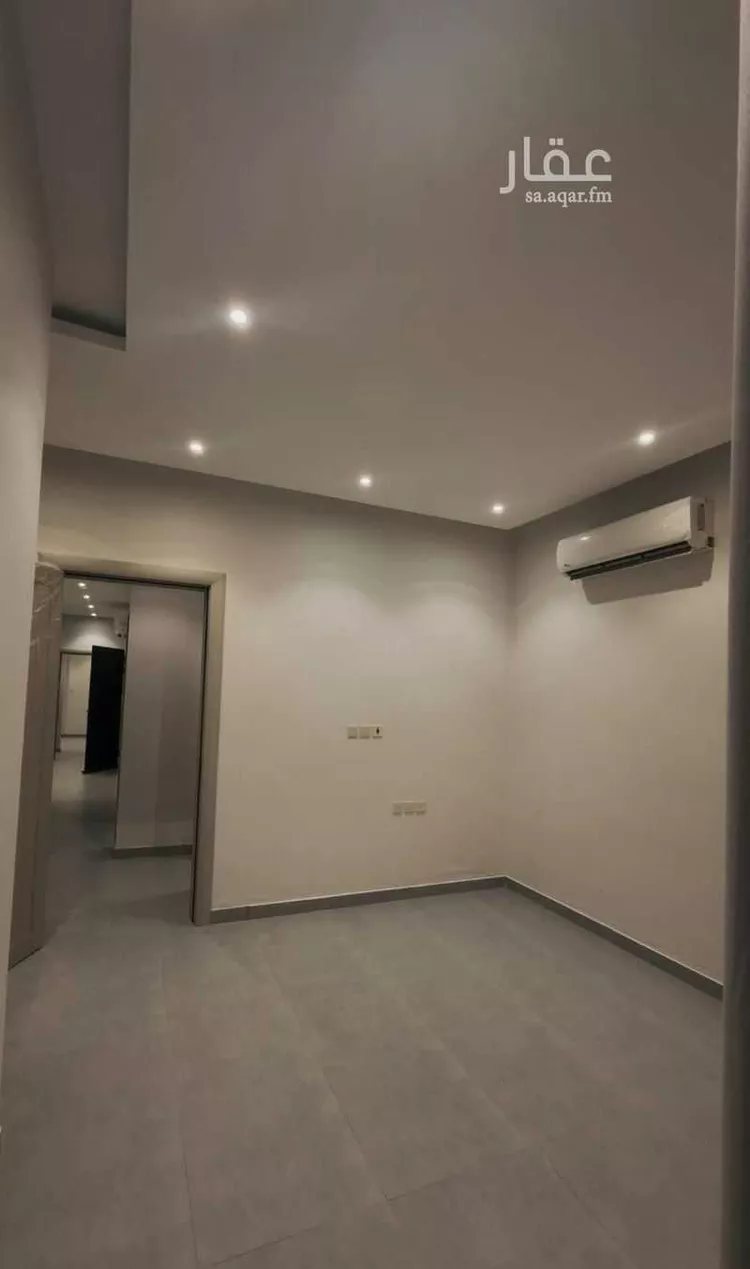 Floor for Sale in Riyadh Al Arid 29