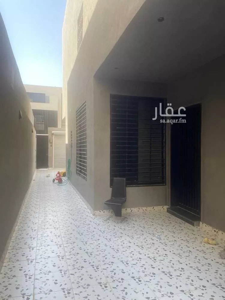 فيلا للبيع في شارع الحسن بن وزير, حي الرمال, مدينة الرياض, منطقة الرياض صورة 5