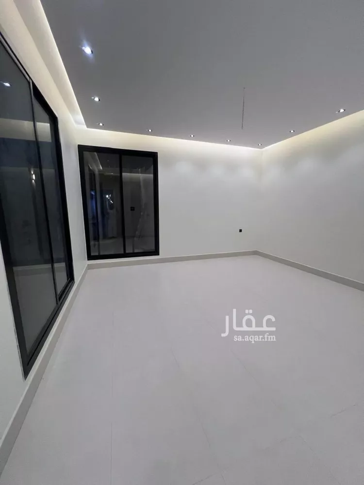 دور للبيع في شارع القاسم بن عبدالواحد, حي طويق, مدينة الرياض, منطقة الرياض 1 صورة