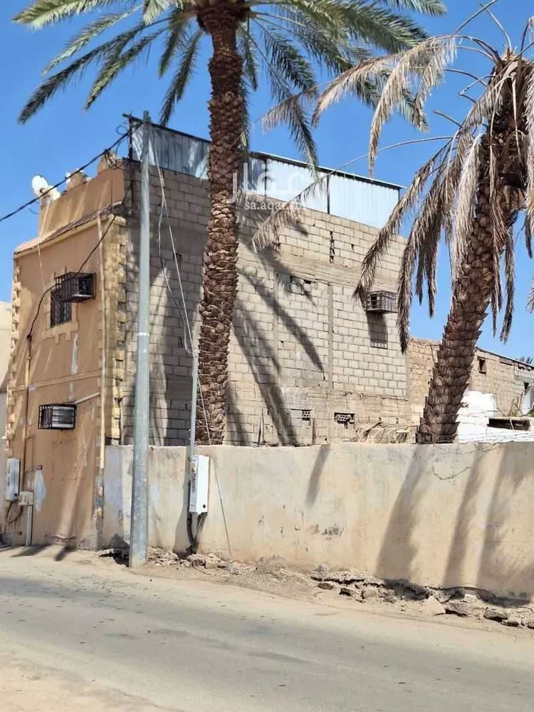 بيت للبيع في حي هداج ، تيماء ، تيماء