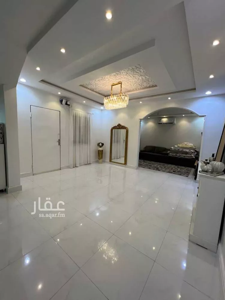 فيلا للبيع في شارع شهاب بن ابي بكر, حي طيبة, مدينة الرياض, منطقة الرياض صورة 5