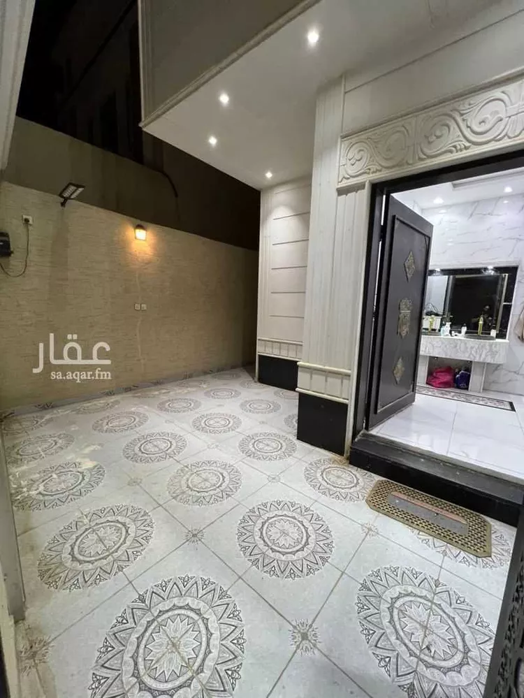 فيلا للبيع في شارع المنذر بن عبدالله, حي طيبة, مدينة الرياض, منطقة الرياض صورة 2