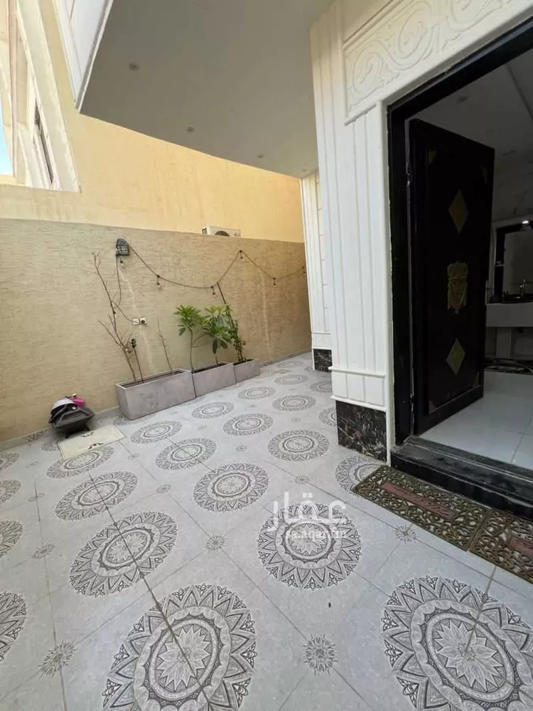 فيلا للبيع في شارع شهاب بن ابي بكر, حي طيبة, مدينة الرياض, منطقة الرياض صورة 3