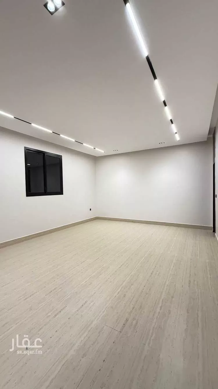 Floor for Sale in Riyadh Al Janadriyah