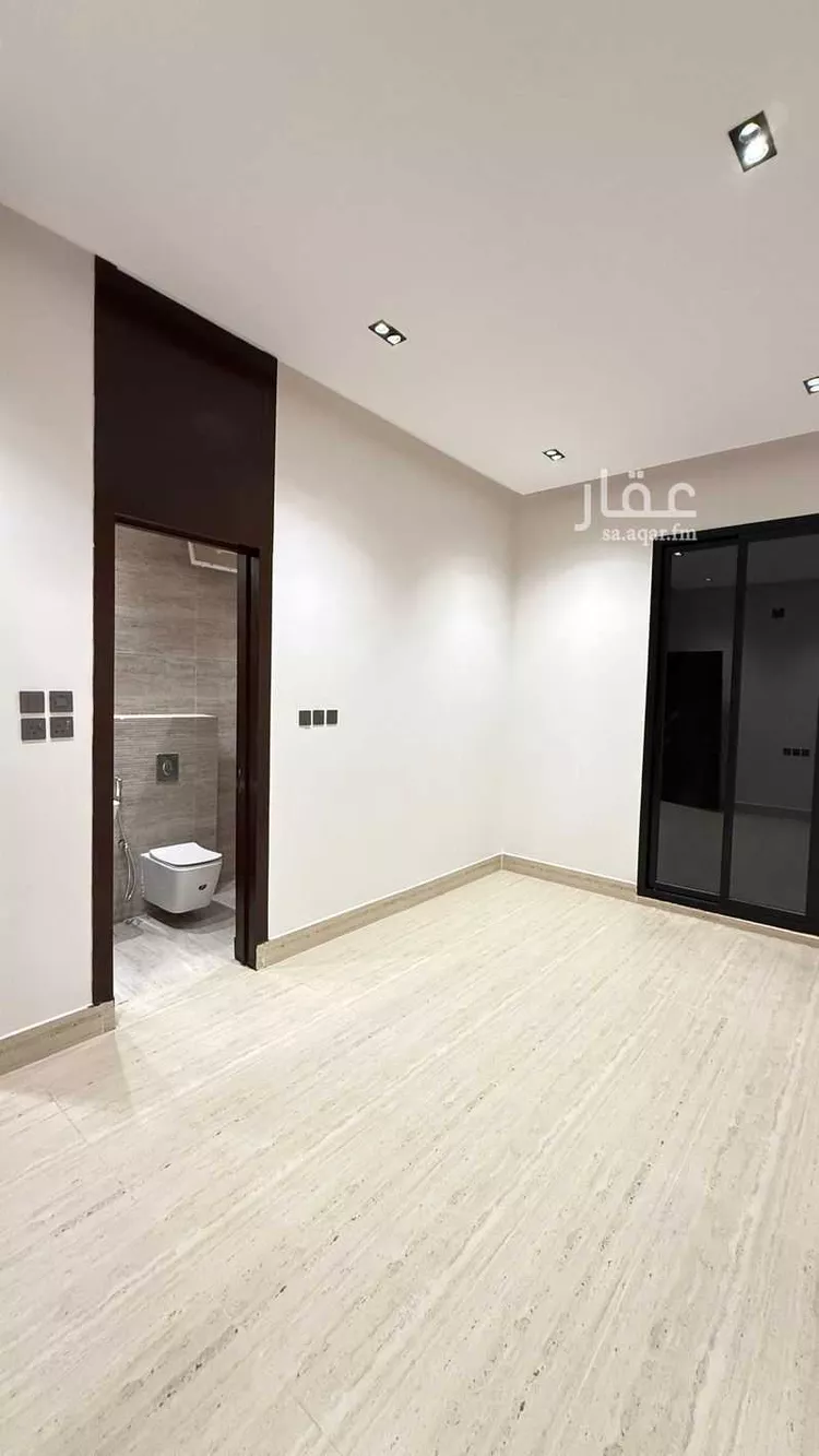 Floor for Sale in Riyadh Al Janadriyah صورة 3