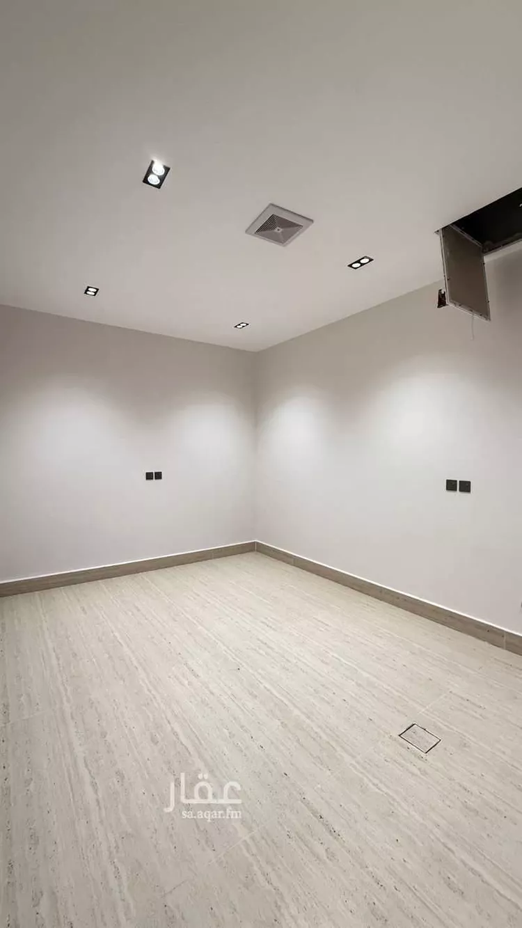 Floor for Sale in Riyadh Al Janadriyah صورة 2