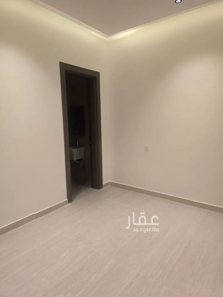 دور للإيجار في شارع الزمخشري, حي عكاظ, مدينة الرياض, منطقة الرياض صورة 2