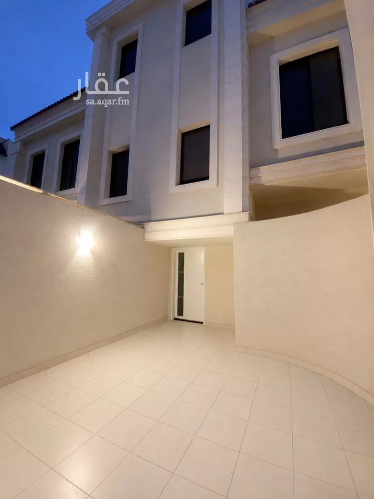 دور للإيجار في شارع الزمخشري, حي عكاظ, مدينة الرياض, منطقة الرياض صورة 4