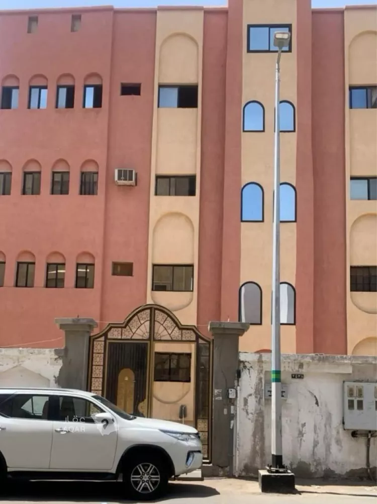 Building for Rent in Jeddah Al Bawadi