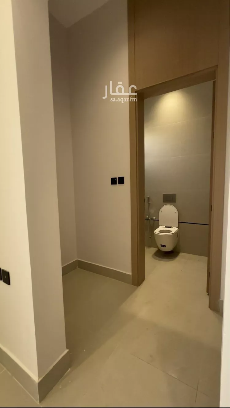 فيلا للبيع في شارع عبدالسلام اللخمي, حي الأندلس, مدينة الرياض, منطقة الرياض صورة 5