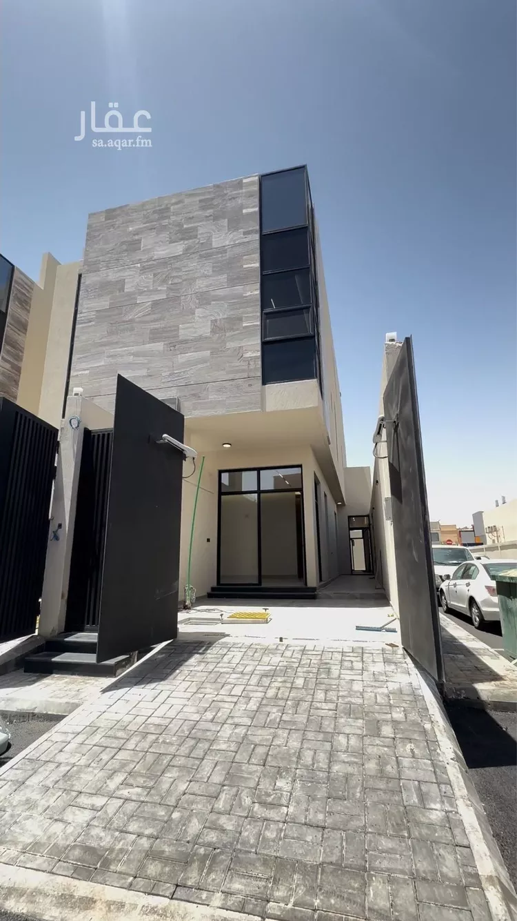فيلا للبيع في شارع عبدالسلام اللخمي, حي الأندلس, مدينة الرياض, منطقة الرياض