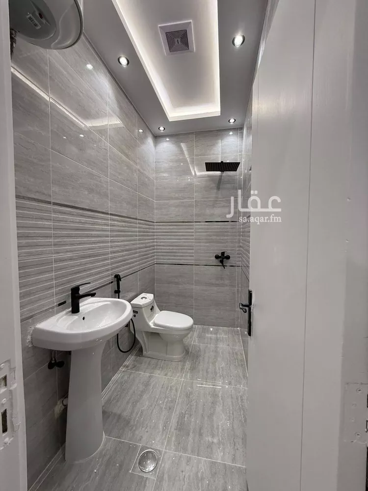 شقة للإيجار في شارع الحسين بن علي, حي الإزدهار, مدينة الرياض, منطقة الرياض
