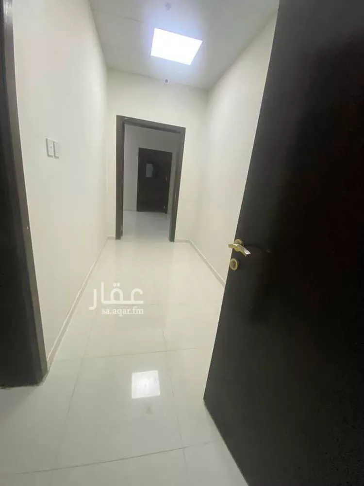 مكتب تجاري للإيجار في طريق الشفاء ، حي السداد ، الطائف ، الطائف