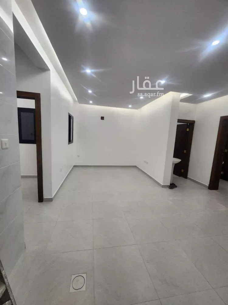 Building for Rent in Riyadh Utaiqah