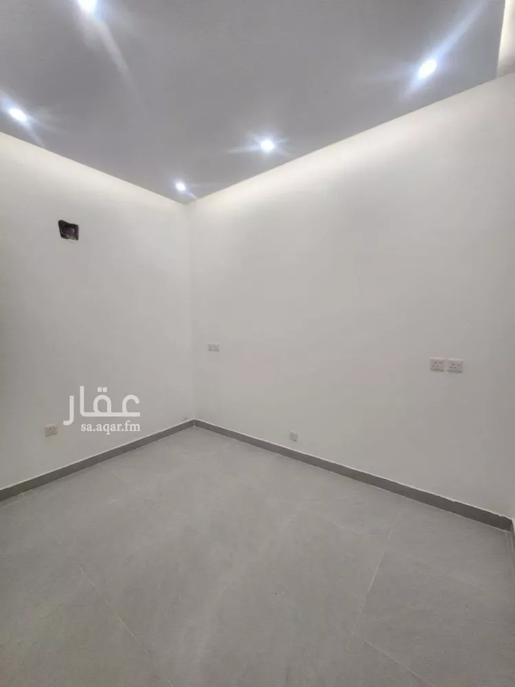 Building for Rent in Riyadh Utaiqah صورة 2