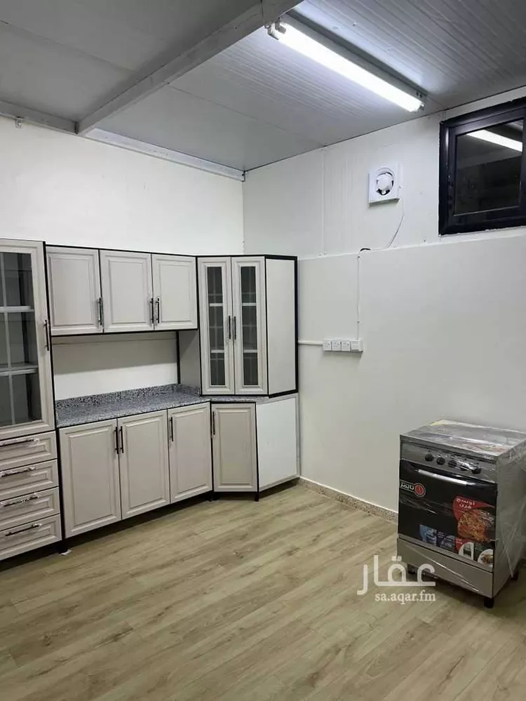 شقة للإيجار في شارع ابن المنذر ، حي عكاظ ، الرياض ، منطقة الرياض صورة 3