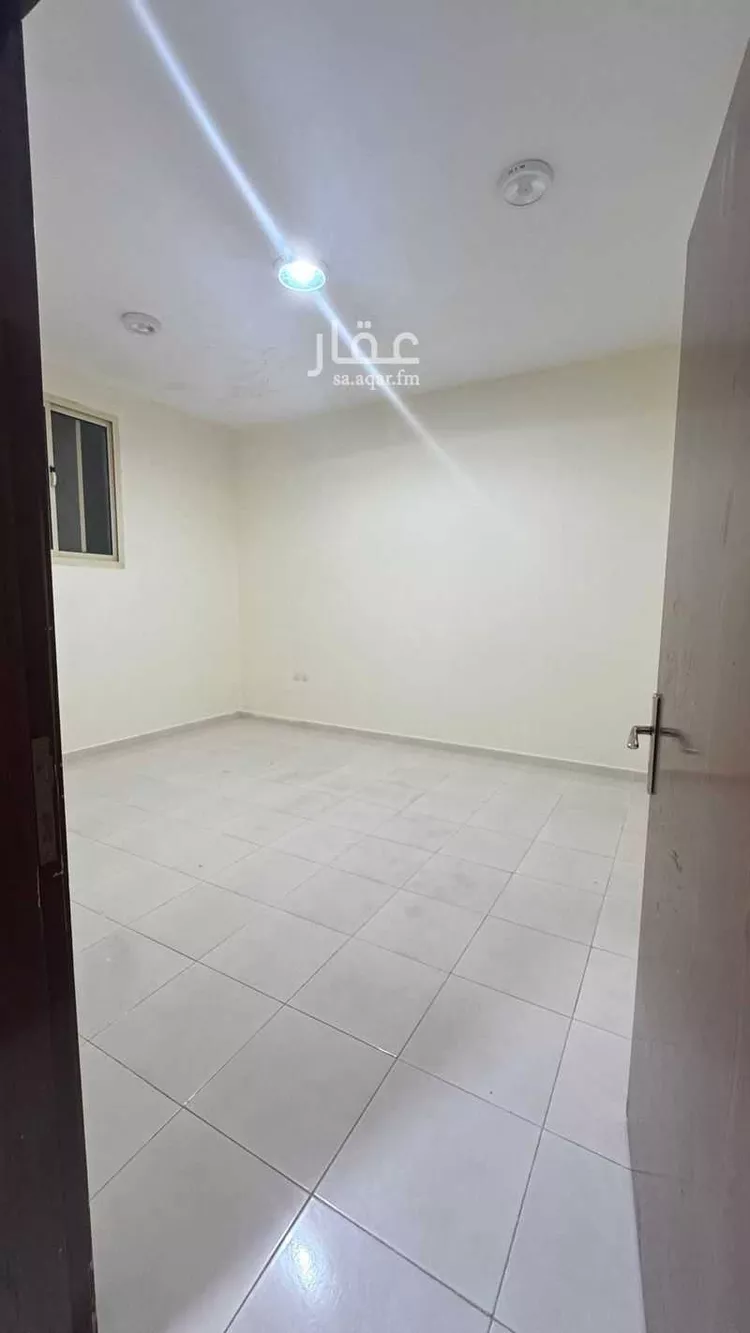 شقة للإيجار في شارع عبدالله بن الزبير بن العوام ، حي الروابي ، البكيرية ، البكيرية