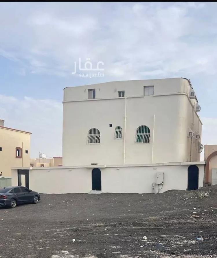 عمارة للبيع في شارع الحكم ابن خطاب ، حي الزهرة ، المدينة المنورة ، منطقة المدينة المنورة 1 صورة