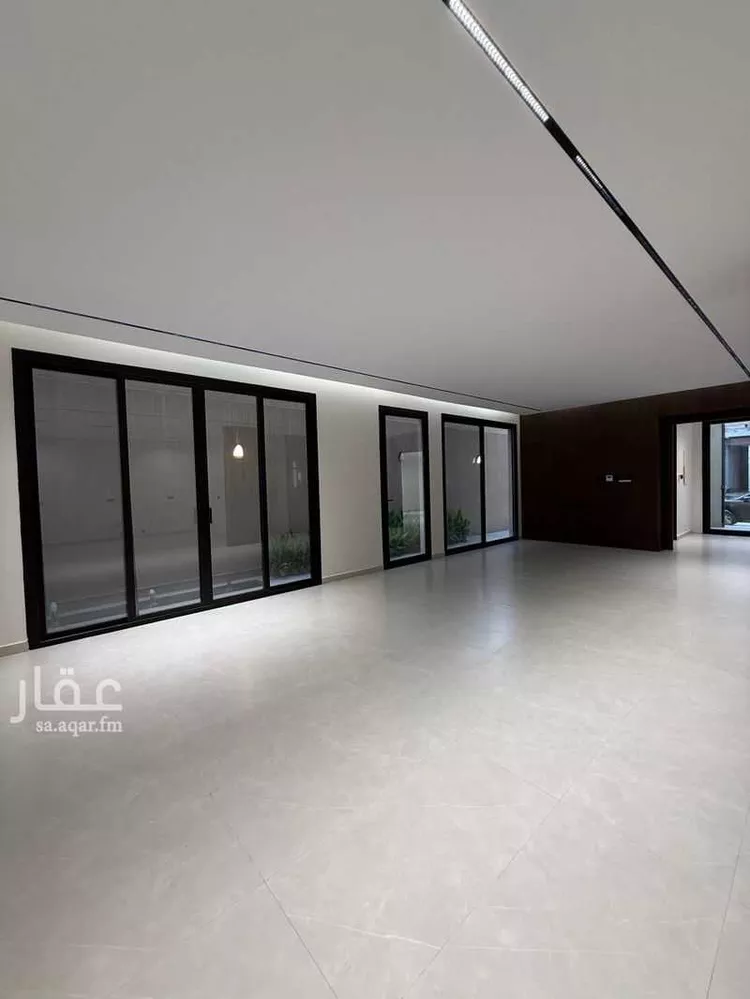 فيلا للبيع في شارع ذات الحاج, حي النرجس, مدينة الرياض, منطقة الرياض