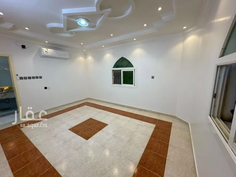 شقة للإيجار في شارع عبدالعزيز بن معمر, حي الحمراء, مدينة الرياض, منطقة الرياض صورة 2
