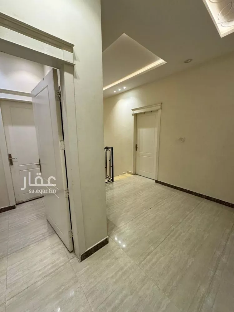 فيلا للبيع في شارع أحمد بن داود الجذامي, حي الرمال, مدينة الرياض, منطقة الرياض 6