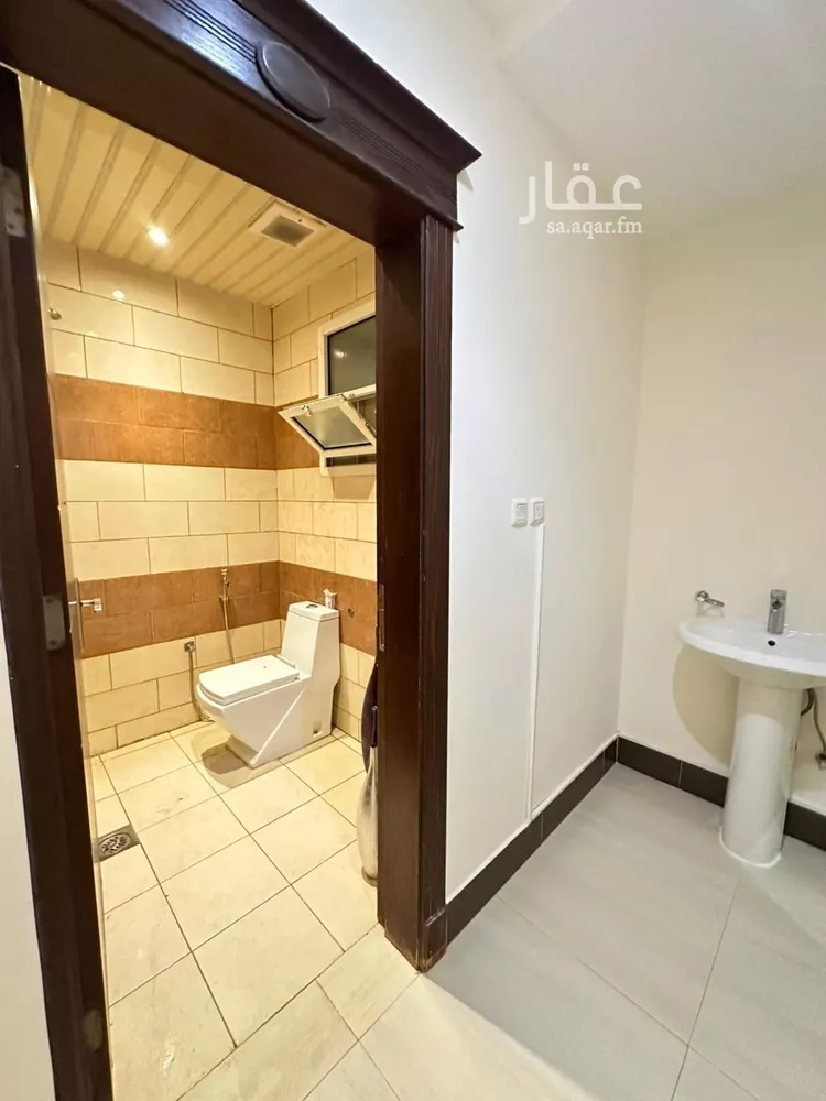 شقة للإيجار في شارع سعيد بن حزم, حي مغرزات, مدينة الرياض, منطقة الرياض 8