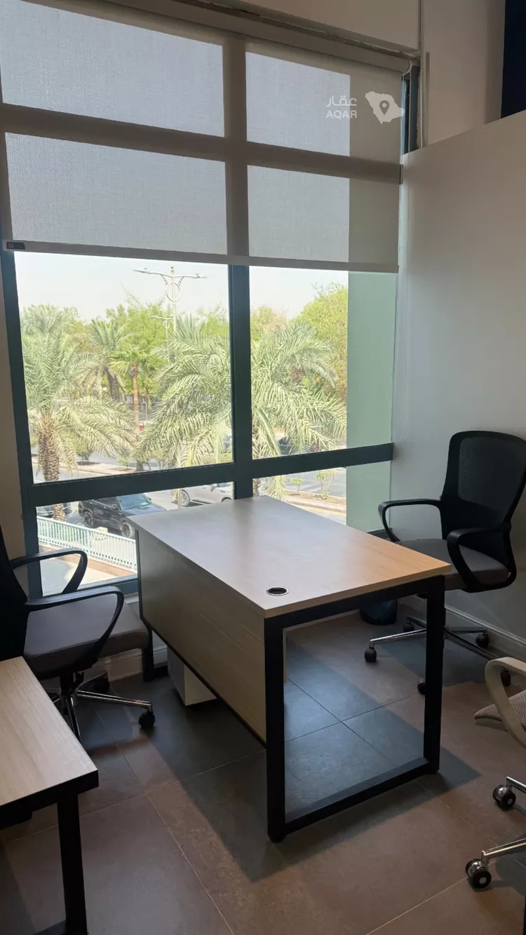 مكتب تجاري للإيجار في شارع صيدا, حي الدريهمية, مدينة الرياض, منطقة الرياض