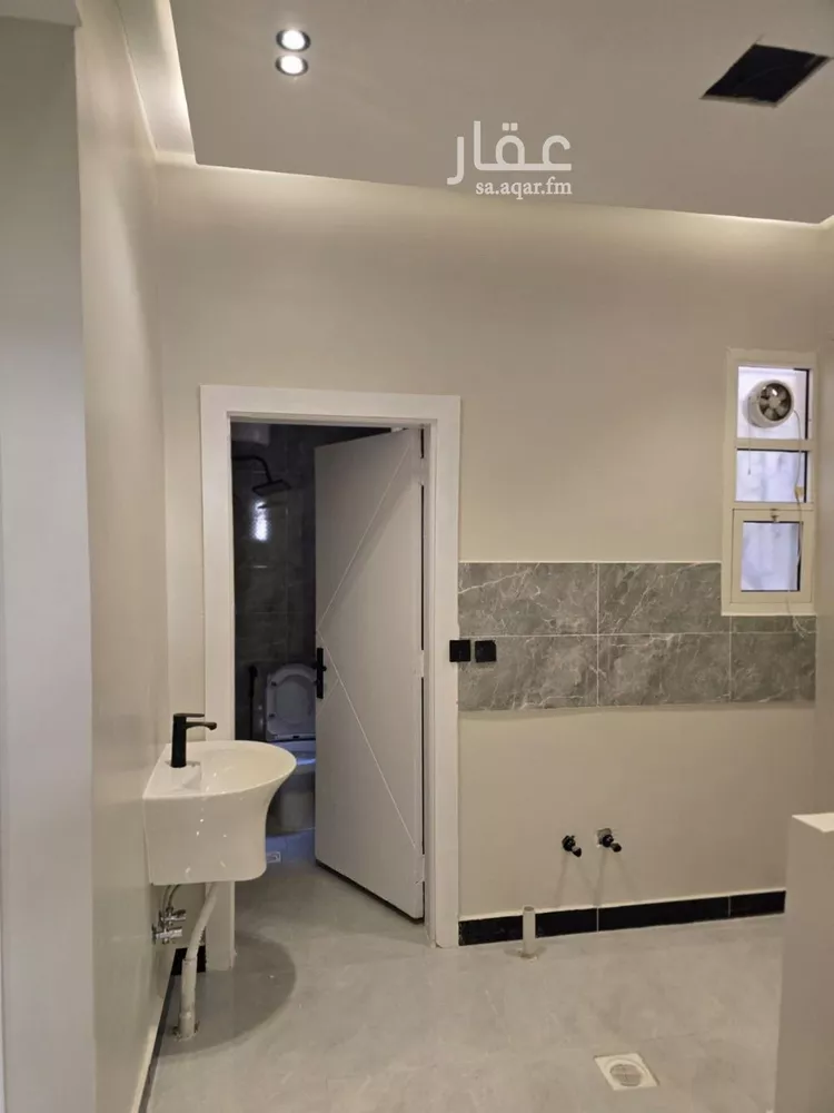 Apartment for Rent in Riyadh Al Malqa 11