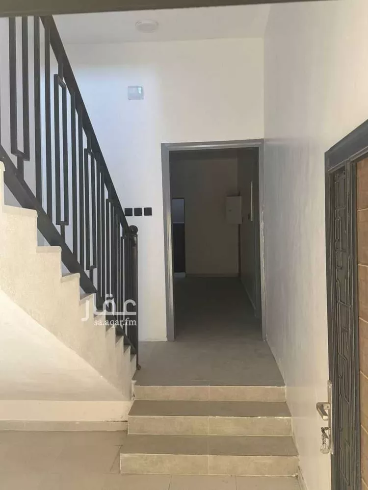 عمارة للبيع في شارع 6913835, حي الروضة, مدينة نجران, منطقة نجران صورة 4