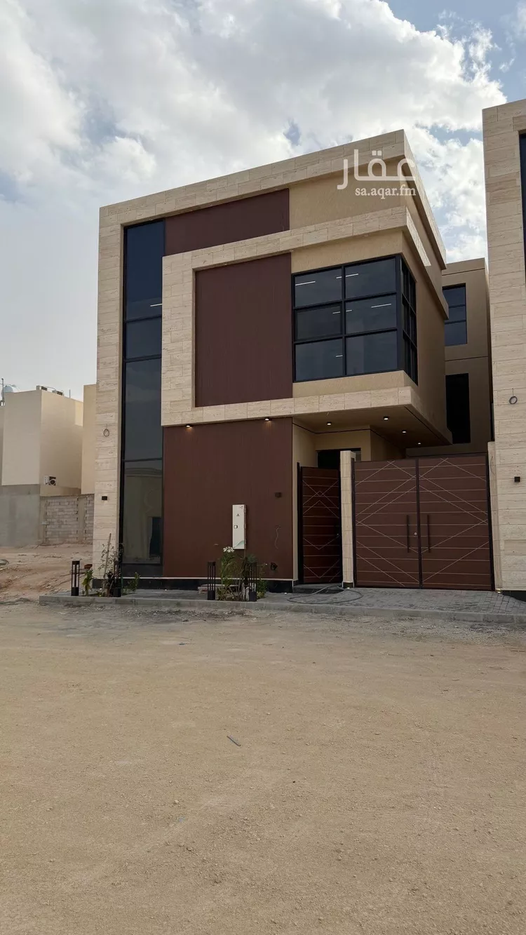 فيلا للبيع في شارع أحمد المستنير, حي المهدية, مدينة الرياض, منطقة الرياض