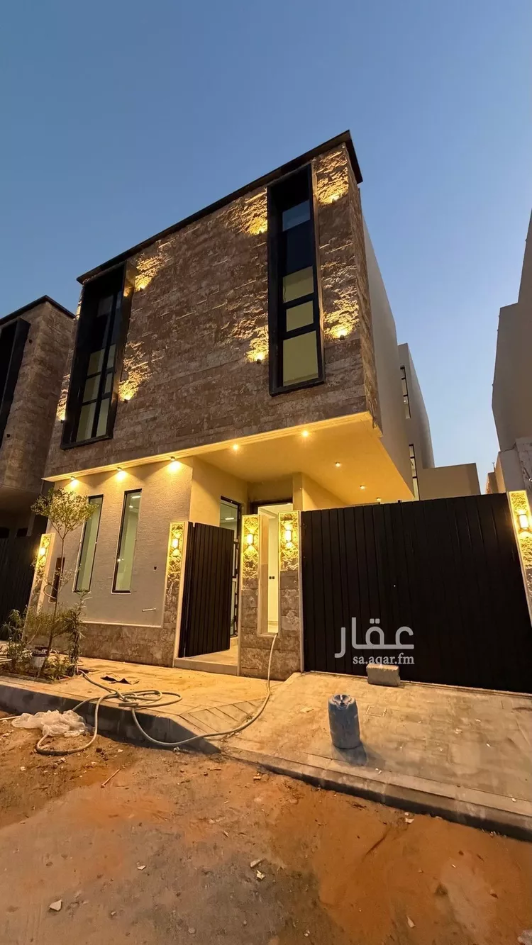 فيلا للبيع في شارع أحمد المستنير, حي المهدية, مدينة الرياض, منطقة الرياض صورة 3