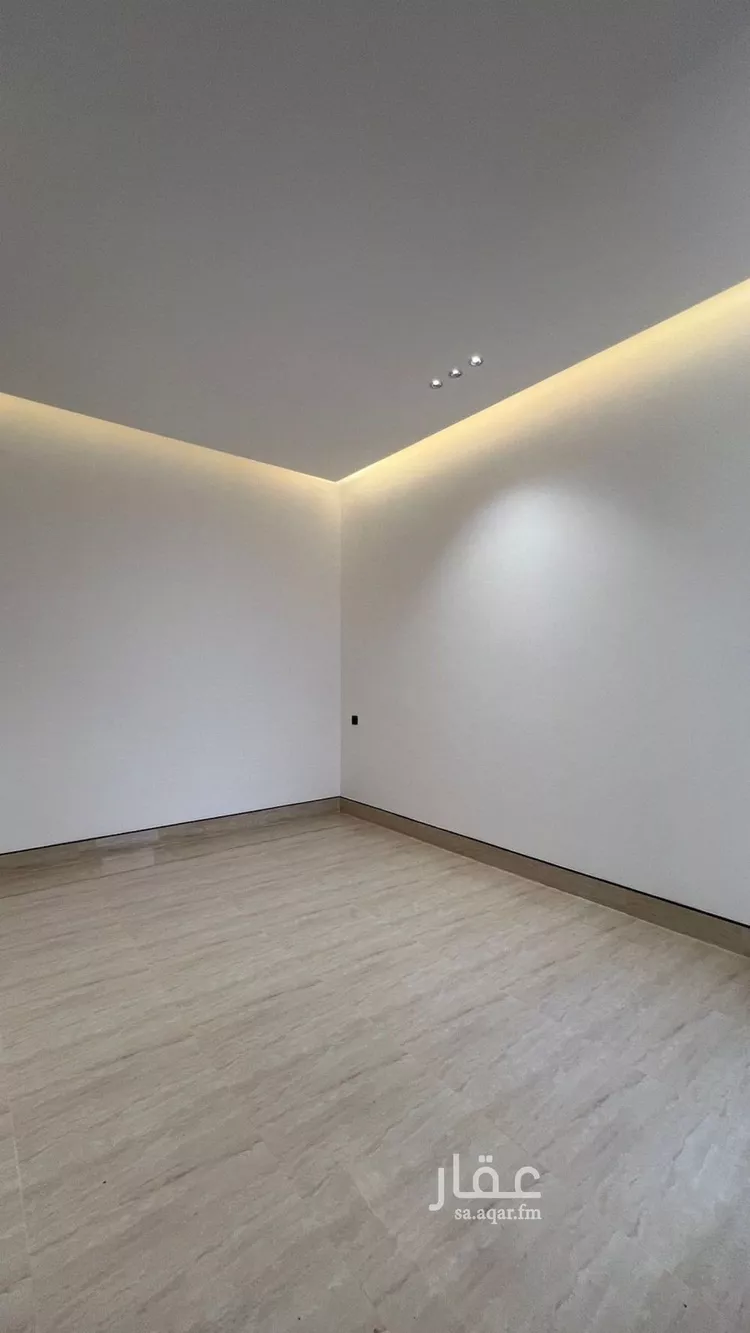 فيلا للبيع في شارع فؤاد محمد عمر توفيق, حي المهدية, مدينة الرياض, منطقة الرياض صورة 5