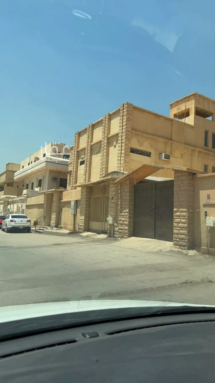 فيلا للبيع في شارع موسى القاضي, حي أم الحمام الغربي, مدينة الرياض, منطقة الرياض صورة 4