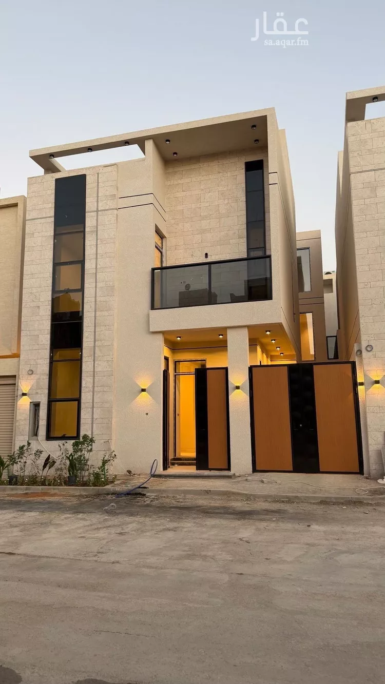 فيلا للبيع في شارع أحمد المستنير, حي المهدية, مدينة الرياض, منطقة الرياض