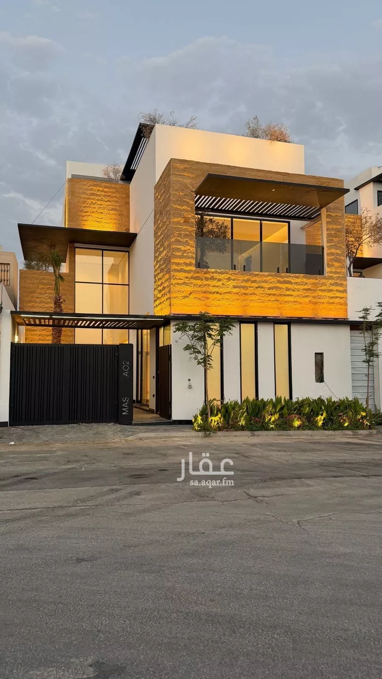 فيلا للبيع في شارع أحمد المستنير, حي المهدية, مدينة الرياض, منطقة الرياض صورة 2