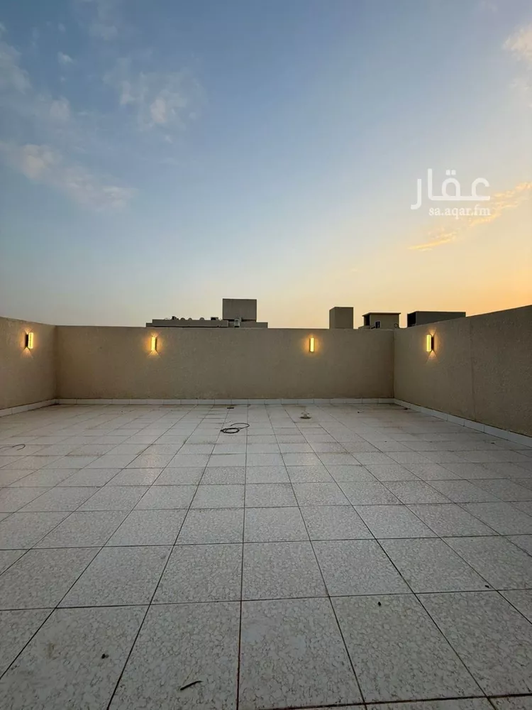 فيلا للبيع في شارع عبداللطيف بن المبارك, حي المهدية, مدينة الرياض, منطقة الرياض صورة 5