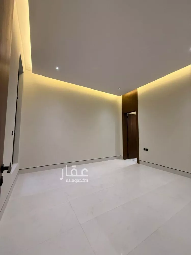 فيلا للبيع في شارع السيل الكبير, حي المهدية, مدينة الرياض, منطقة الرياض صورة 3