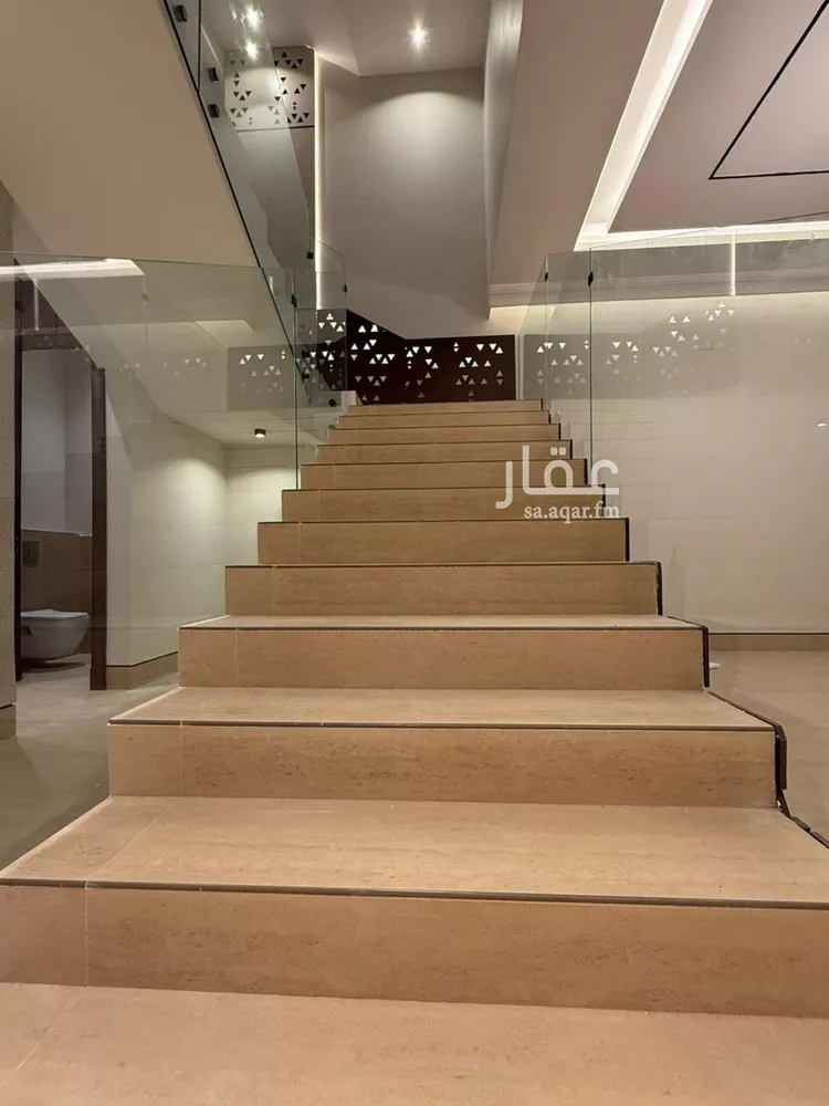 Villa for Sale in Riyadh Al Mahdiyah صورة 5