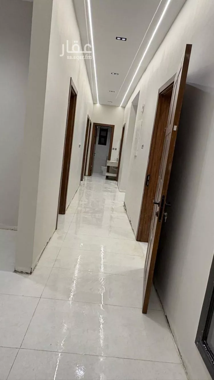 عمارة للإيجار في شارع سليمان بن أحمد الطبراني, حي المهدية, مدينة الرياض, منطقة الرياض صورة 4