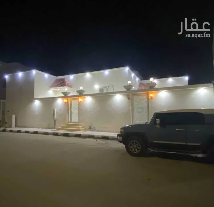 دور للبيع في شارع ابن كثير ، حي العزيزية ، النعيرية ، النعيرية