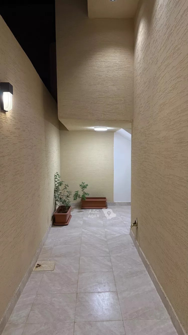 Building for Sale in Riyadh An Nadhim 4