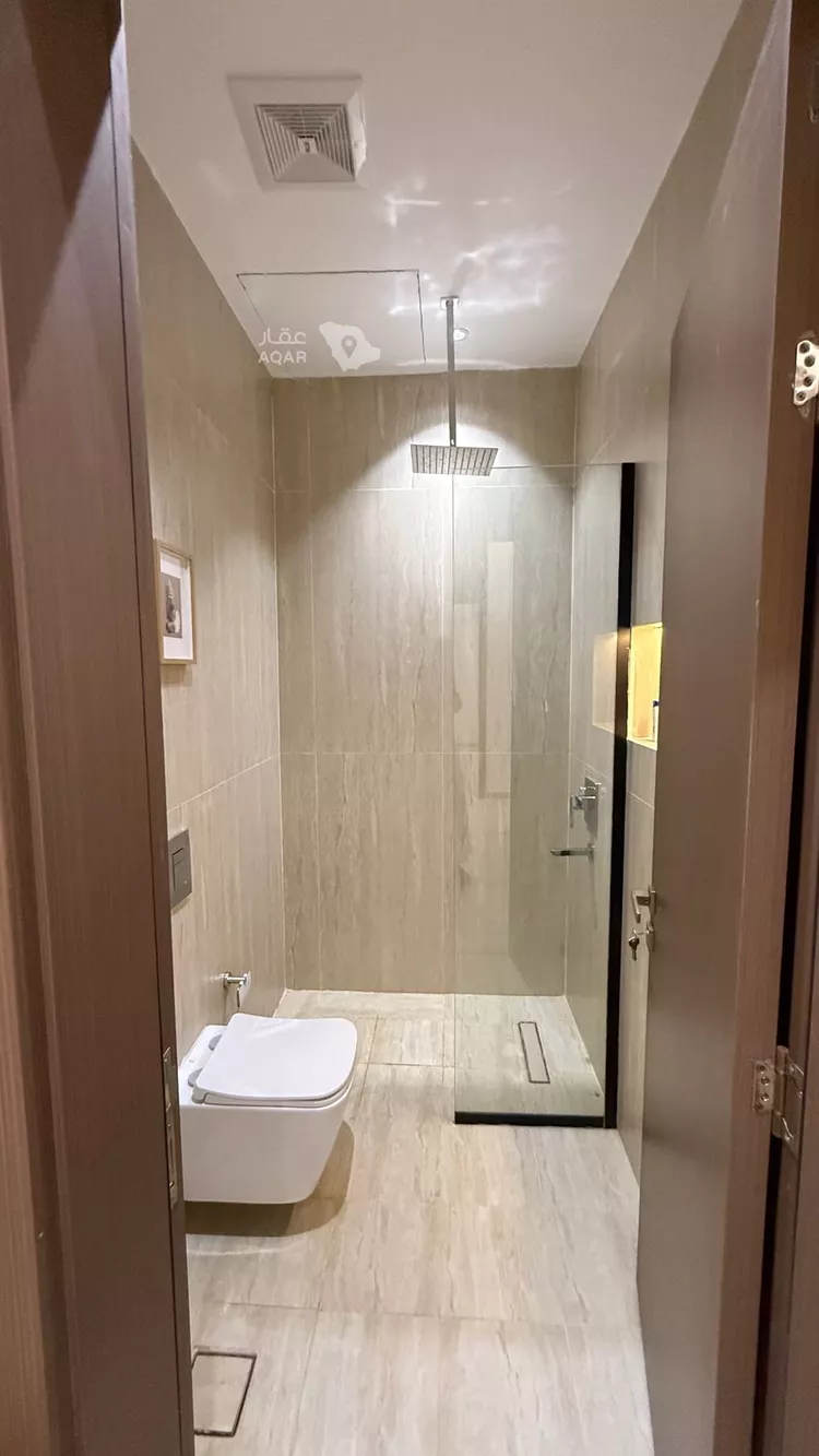 Building for Sale in Riyadh An Nadhim 8