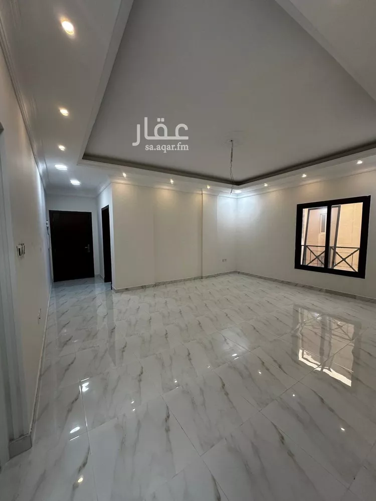 شقة للبيع في شارع المراح, حي الحمراء, مدينة الخبر, المنطقة الشرقية 7